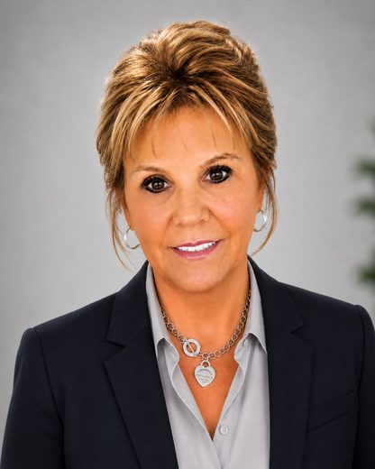 Lisa Holliday